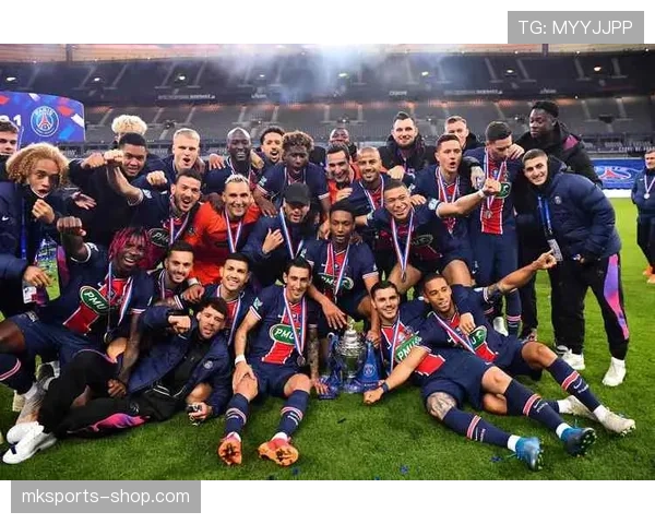 皇马防守稳定性下降，近期表现波动对球队战绩形成影响